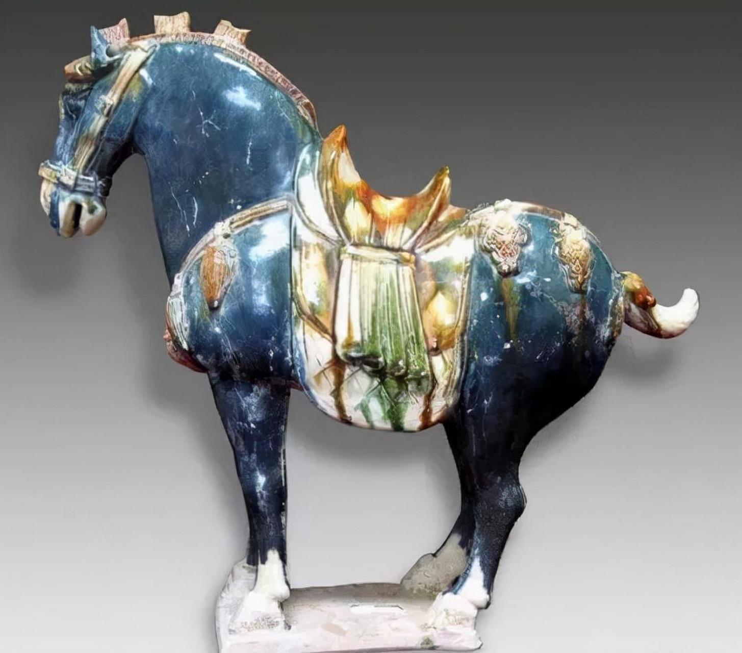 这就是无价之宝钴矿的原石,也是唐三彩的重要染色材料#唐三彩蓝釉