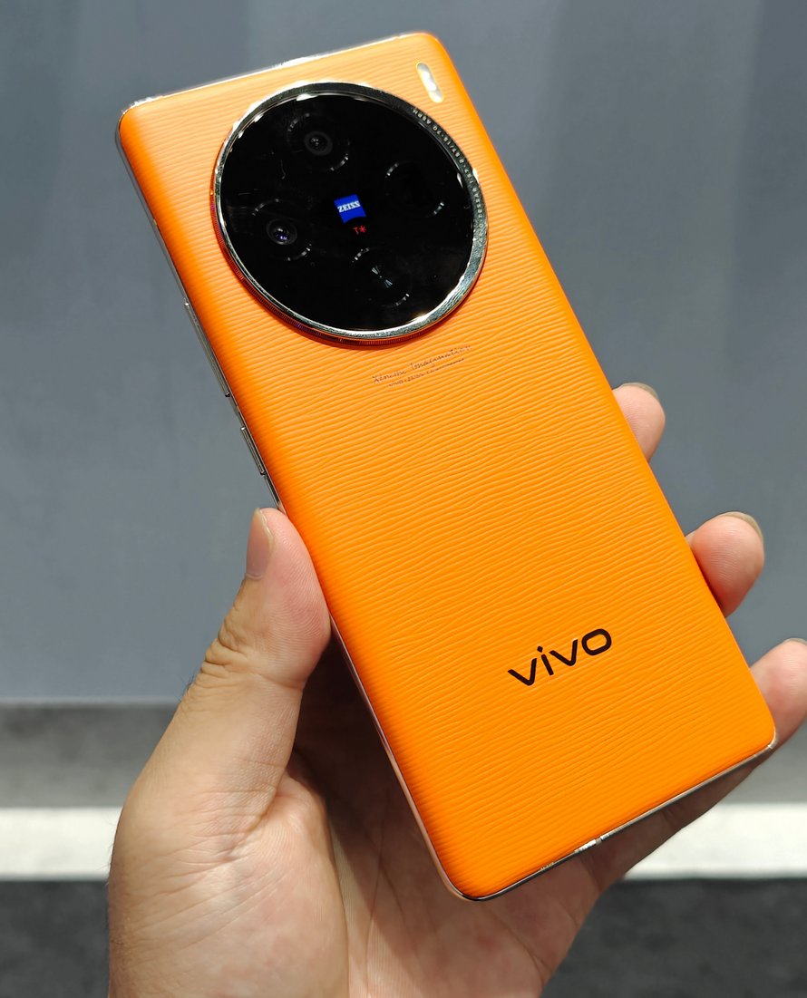 内存涨价它降价!vivo x100 16gb 4299起,ov64b把友商杀麻了