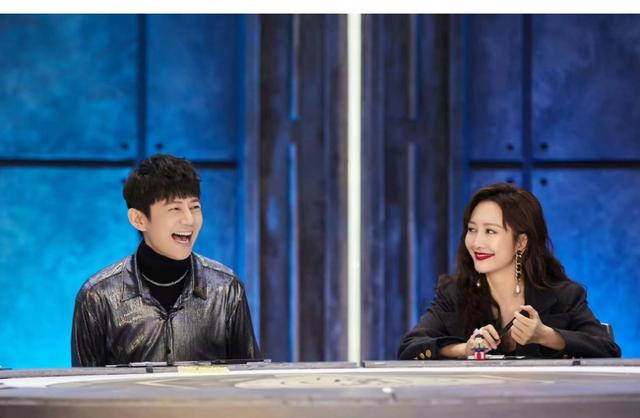 《明侦9》开录,何炅点名8人回归避开白敬亭,王鸥张若昀均未现身