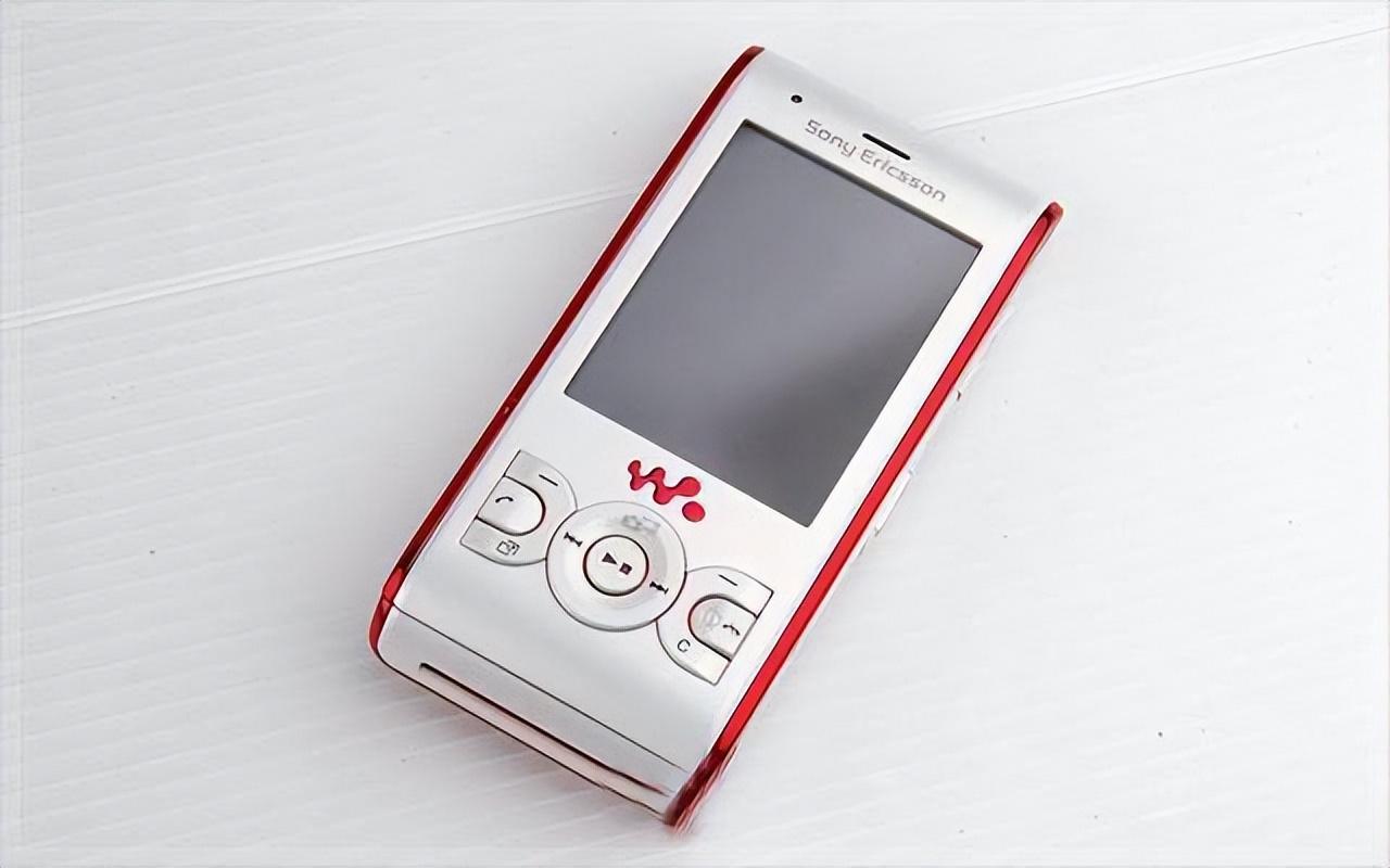 回听当年那段陪伴我们度过青涩时光的声音——索爱w595