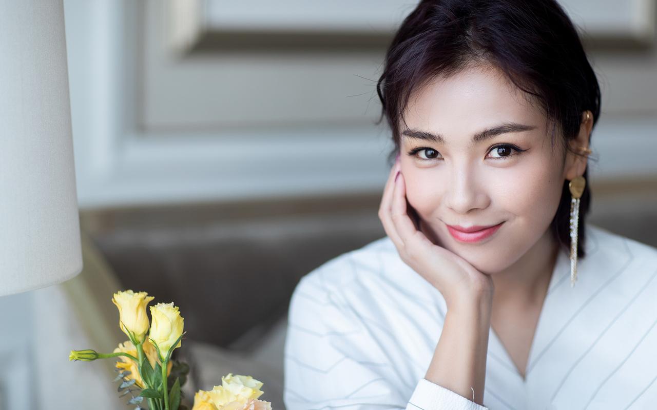 本是国民好媳妇的刘涛被同行直接爆出"拜金""和小鲜肉不检点""勾引