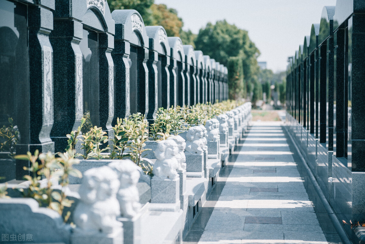 清明扫墓需讲究时间几点去最合适前三后四又是什么意思