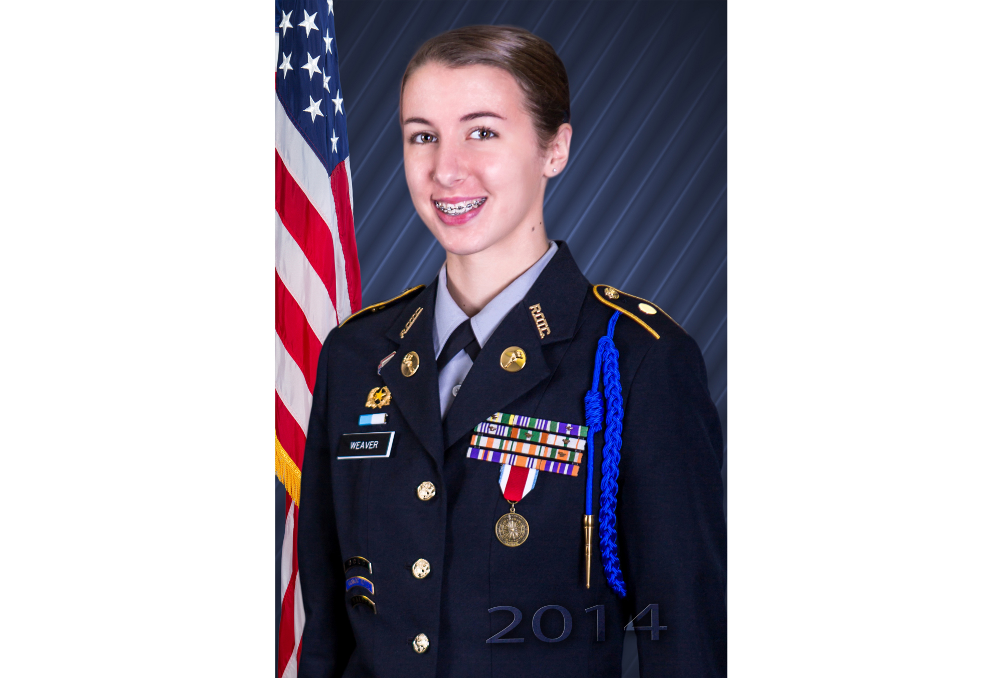 无处不在的美军军官训练团,高中生的军装很漂亮,徽章比现役还多