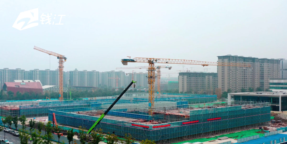《都市看点》栏目 中建二局:让施工现场进入"智慧时代"