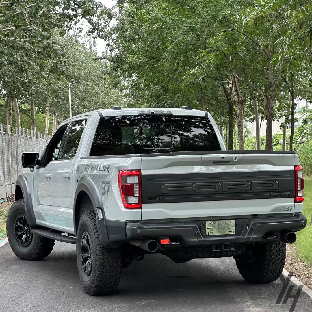 不愧是能配得上帅气版倪妮的皮卡车