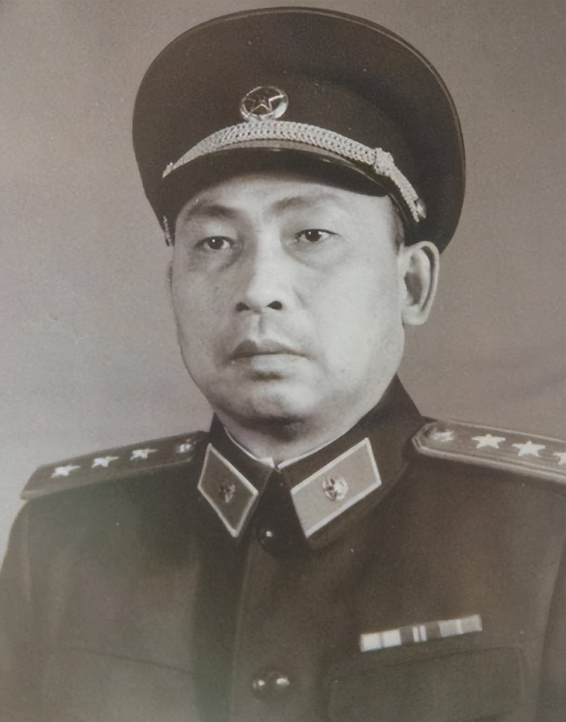 开国上将李天佑,湘江之战两度痛哭:两边都是广西人,本打光了