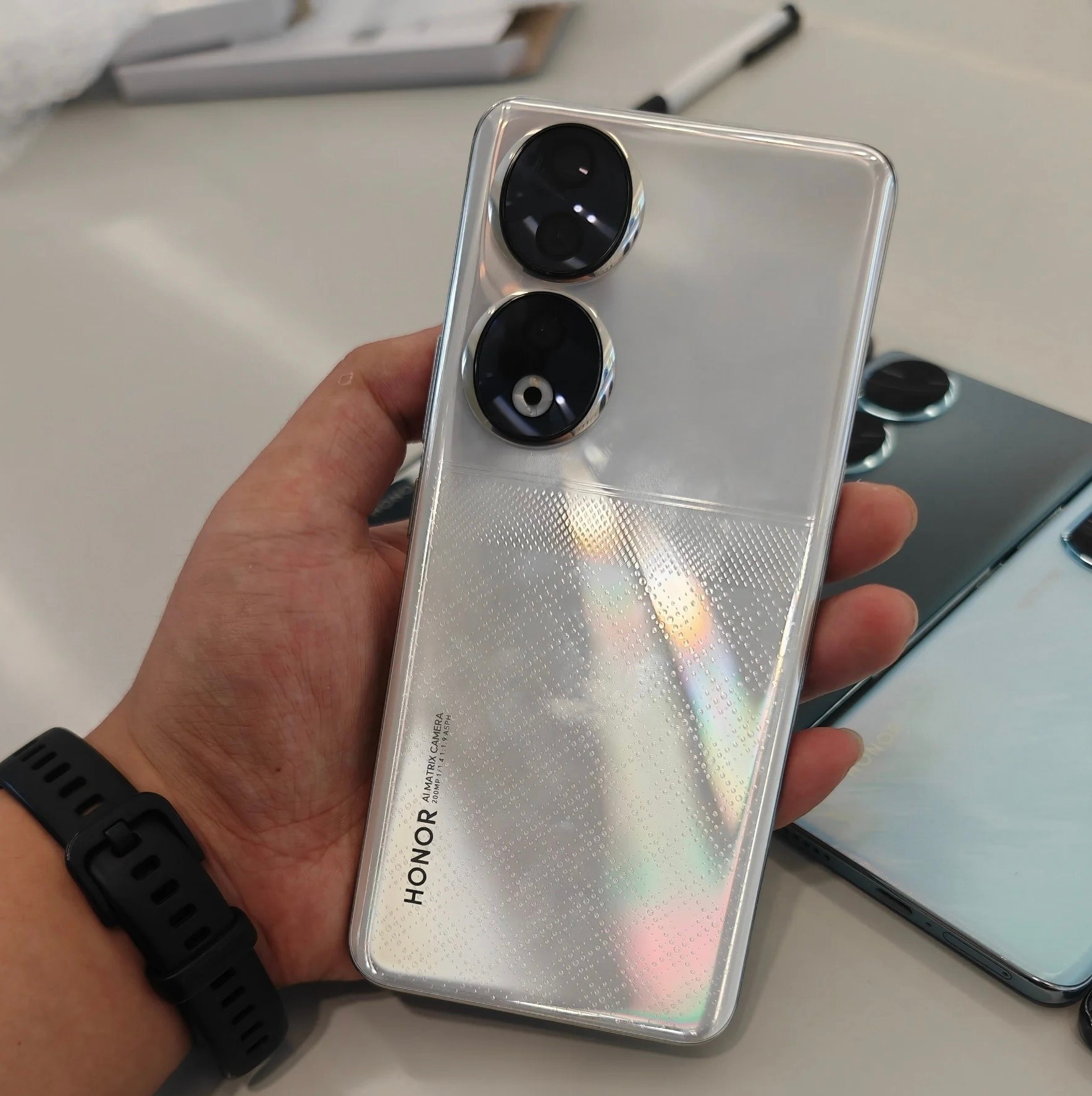 拍照好的手机推荐,标配16g运存,潜望长焦3500预算真香