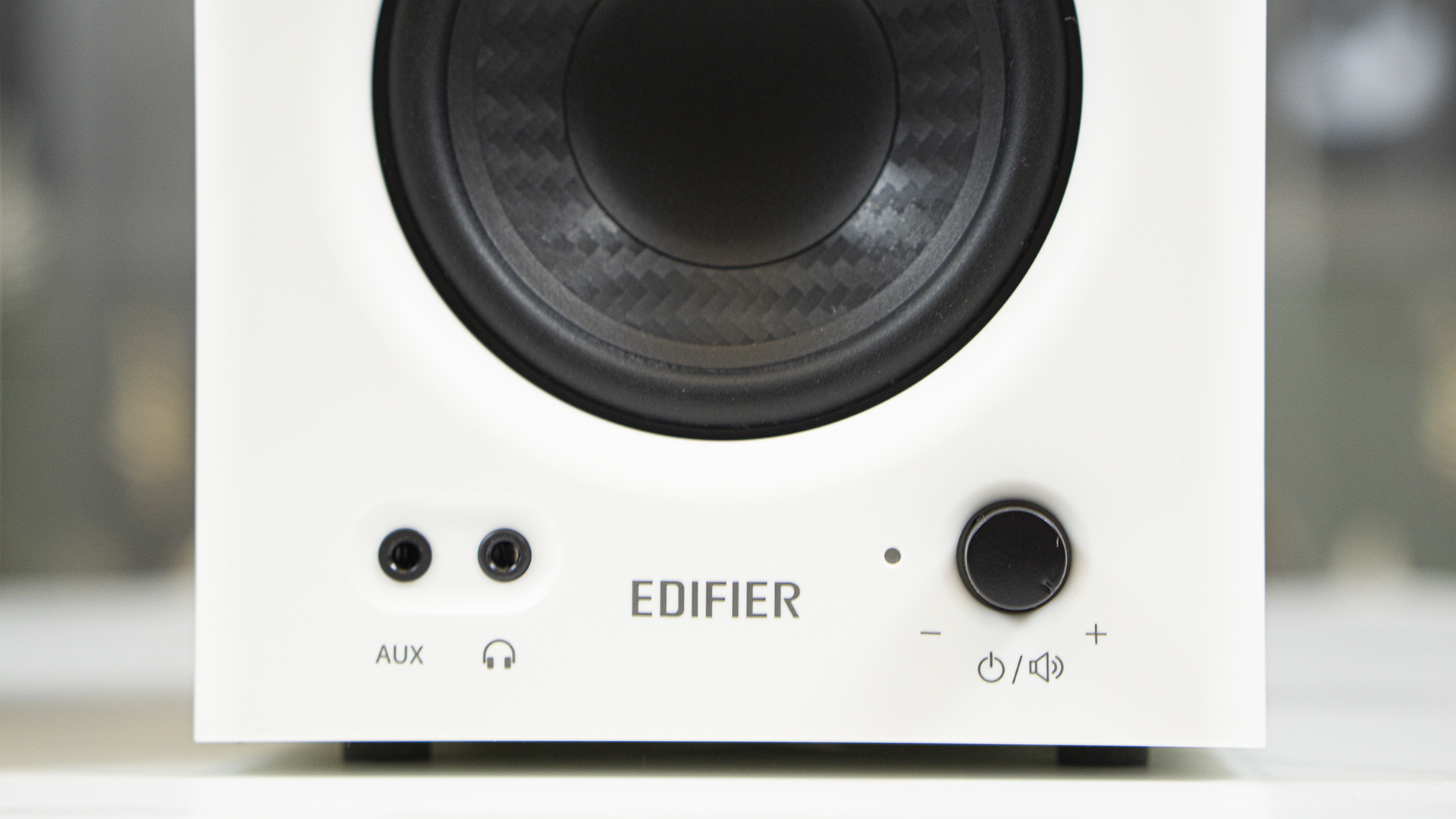 人生第一款高品质监听音箱?漫步者mr4音箱体验!