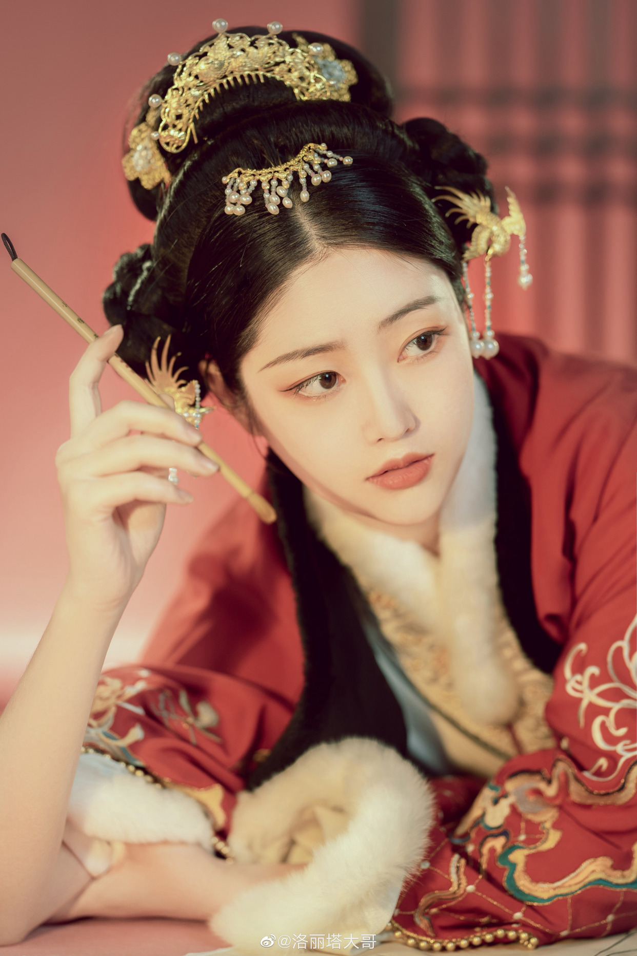 真被"洛丽塔大哥"美到了,把汉服穿出又纯又欲的味道,太撩人