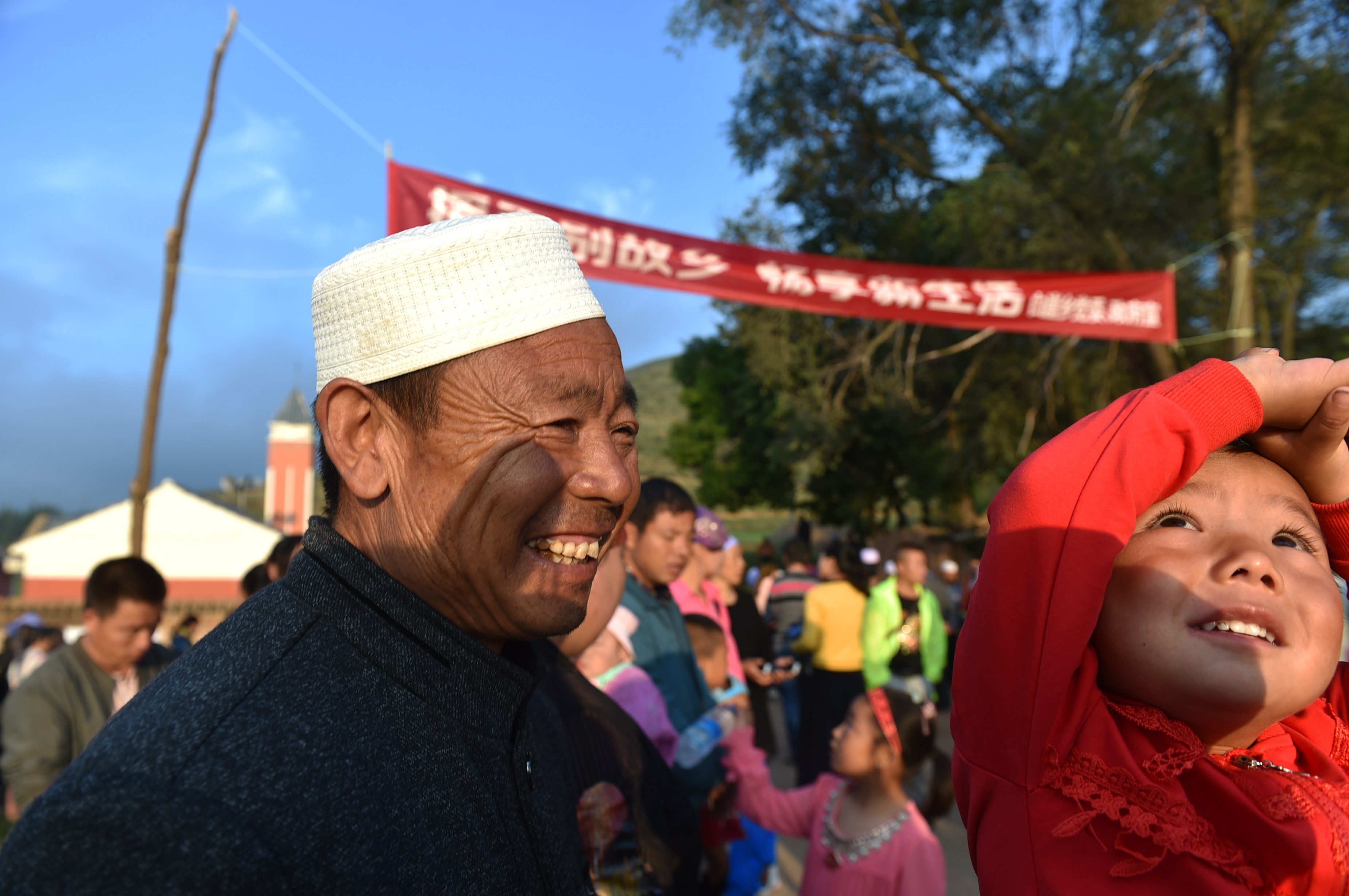 搬出大山心敞亮——西海固农民老马的搬迁脱贫路(10)