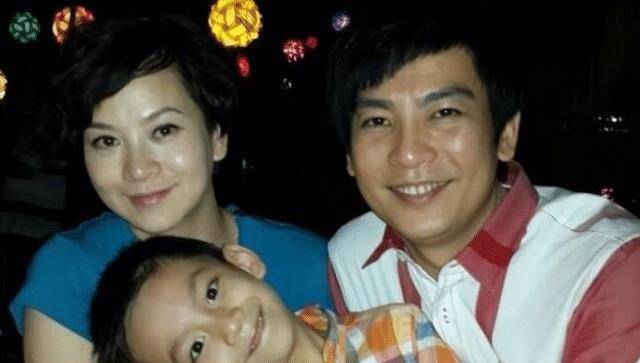 46岁广州演员徐若琪,戏中离婚单身六年,戏外与妻子恩爱二十多年