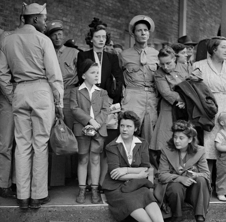 20世纪30年代,美国儿童福利法案的出台标志着什么?