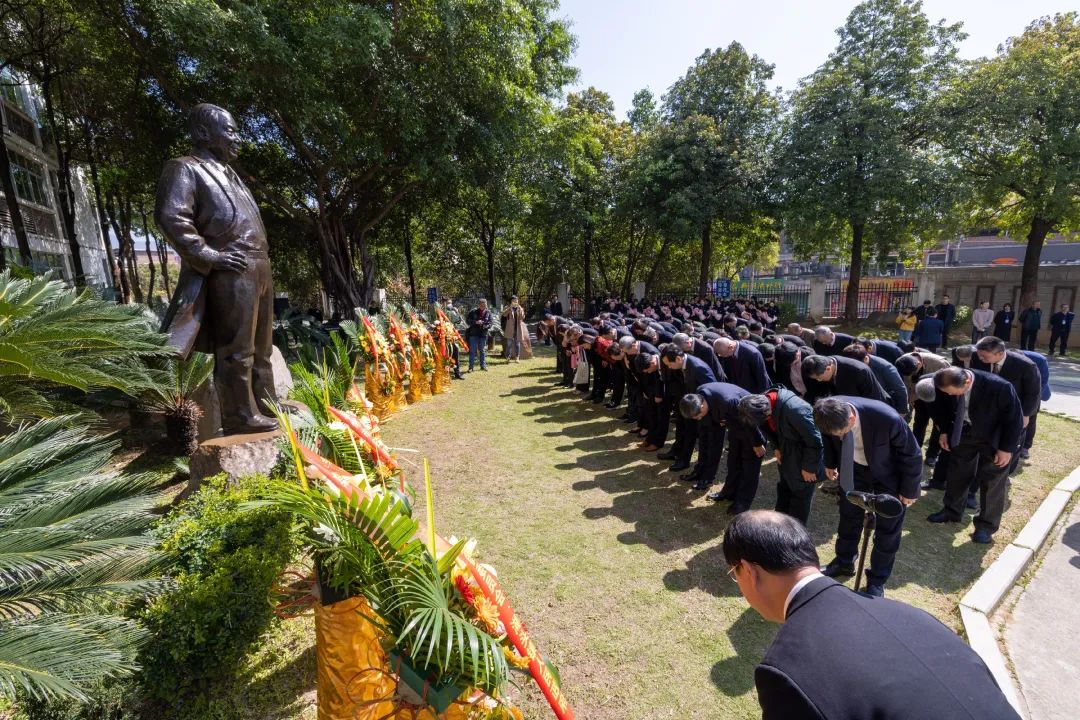 泉州安溪华侨名人李陆大:星光闪耀宇宙 博爱洒满人间