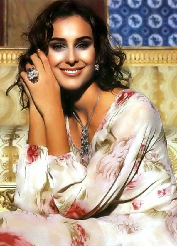 土耳其最美丽,最著名的女演员