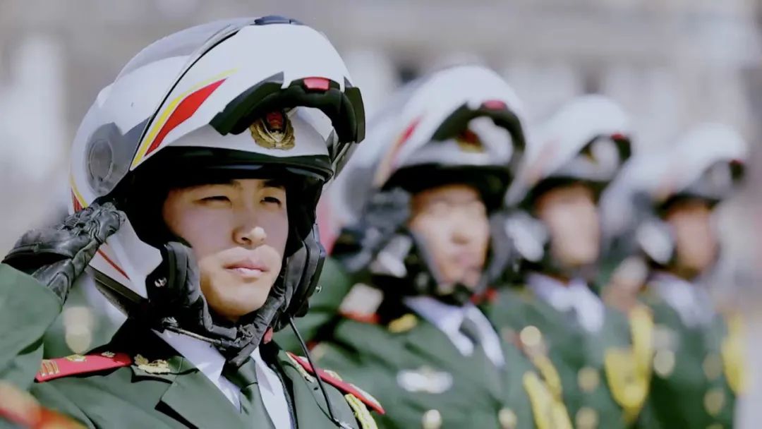 中国最年轻的军官:8岁特招入伍,国家给发工资,如今怎么样了