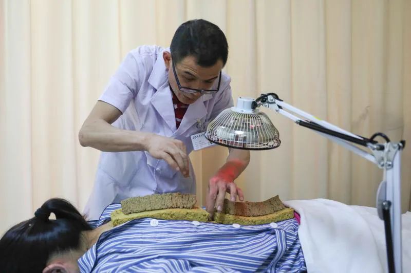 广东省首家针灸专科医院在宝安正式挂牌成立