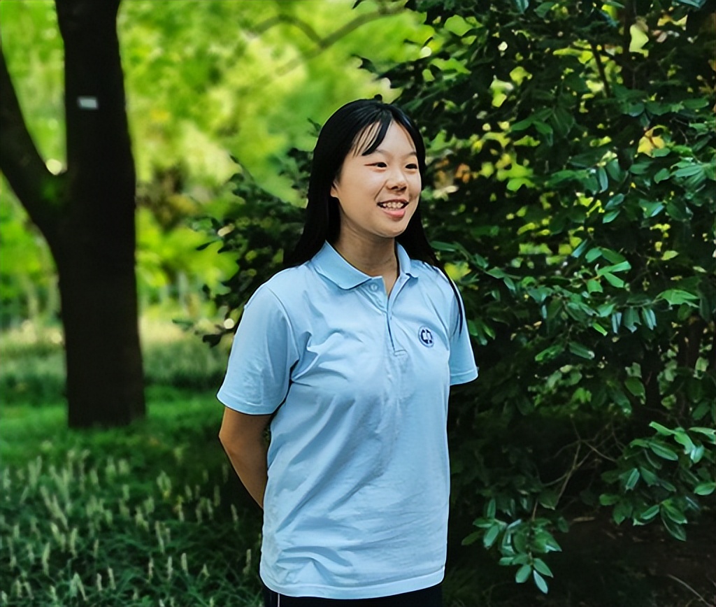 湖南女孩罗子欣,刚出考场就激动"一字马",后来考了多少分?