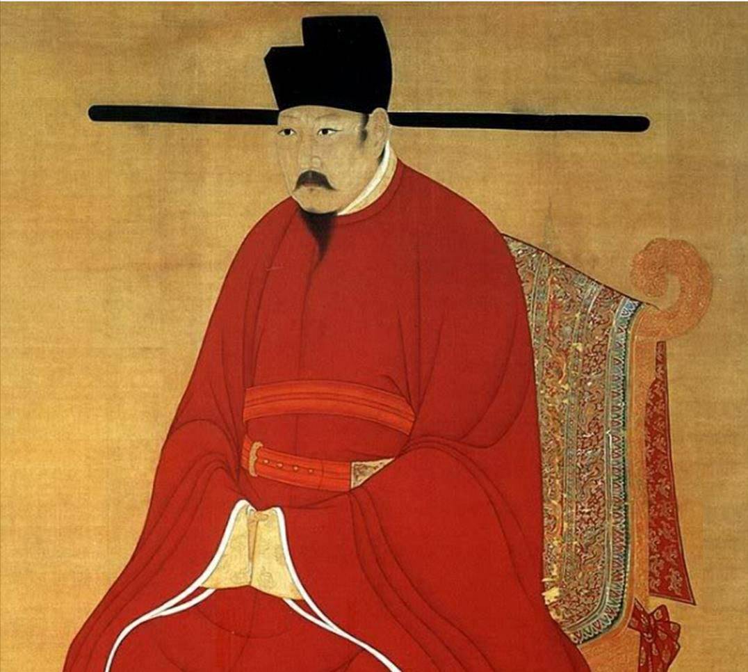 历史解密:宋朝皇帝为何不穿黄色龙袍,反而穿得像官服?
