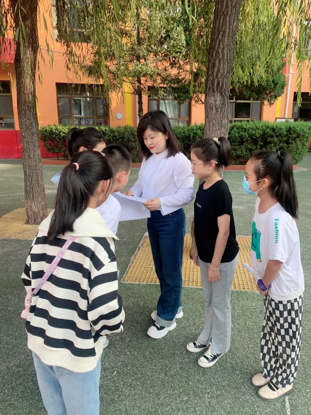 府谷优秀教师刘美荣