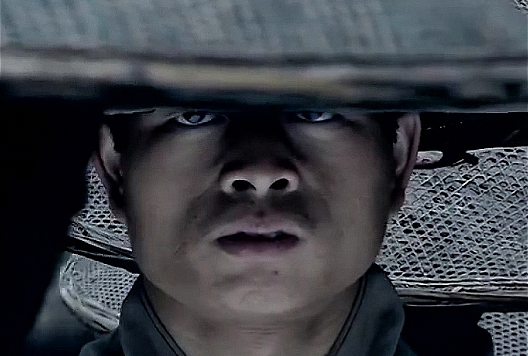 1950年两位解放军路遇深山神秘人揭开湘西赶尸的真相