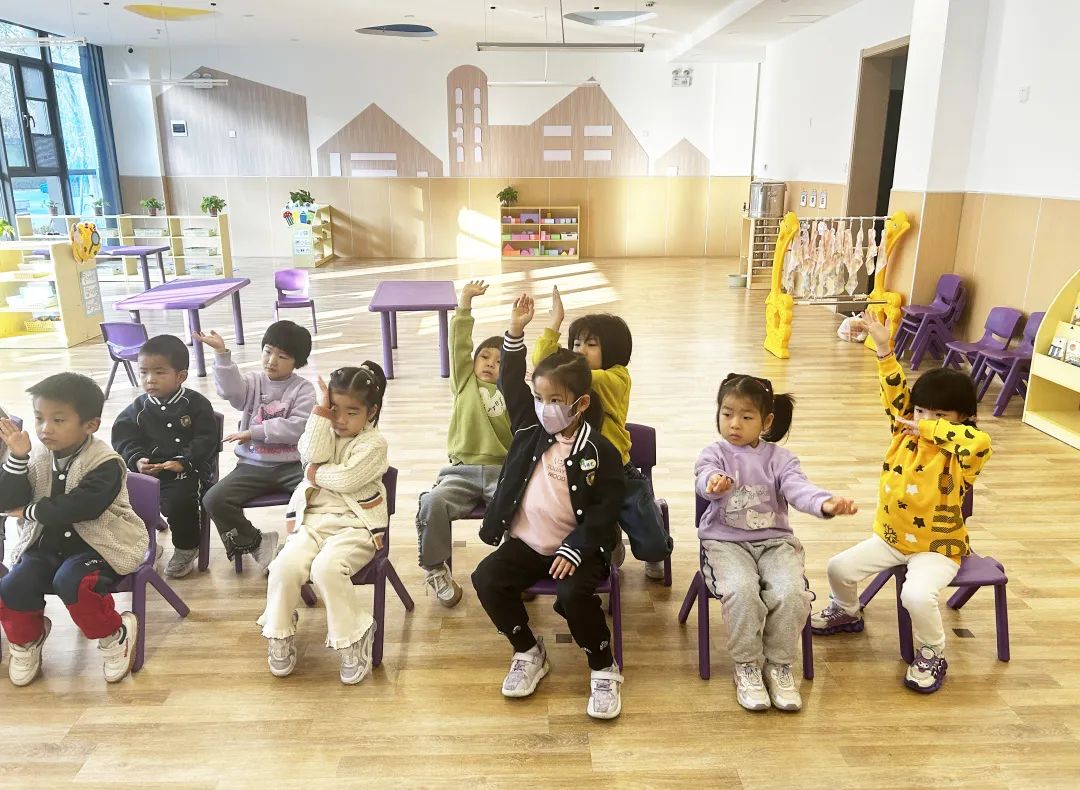冬日里的小温暖丨智慧熊幼儿园「暖冬」进行时