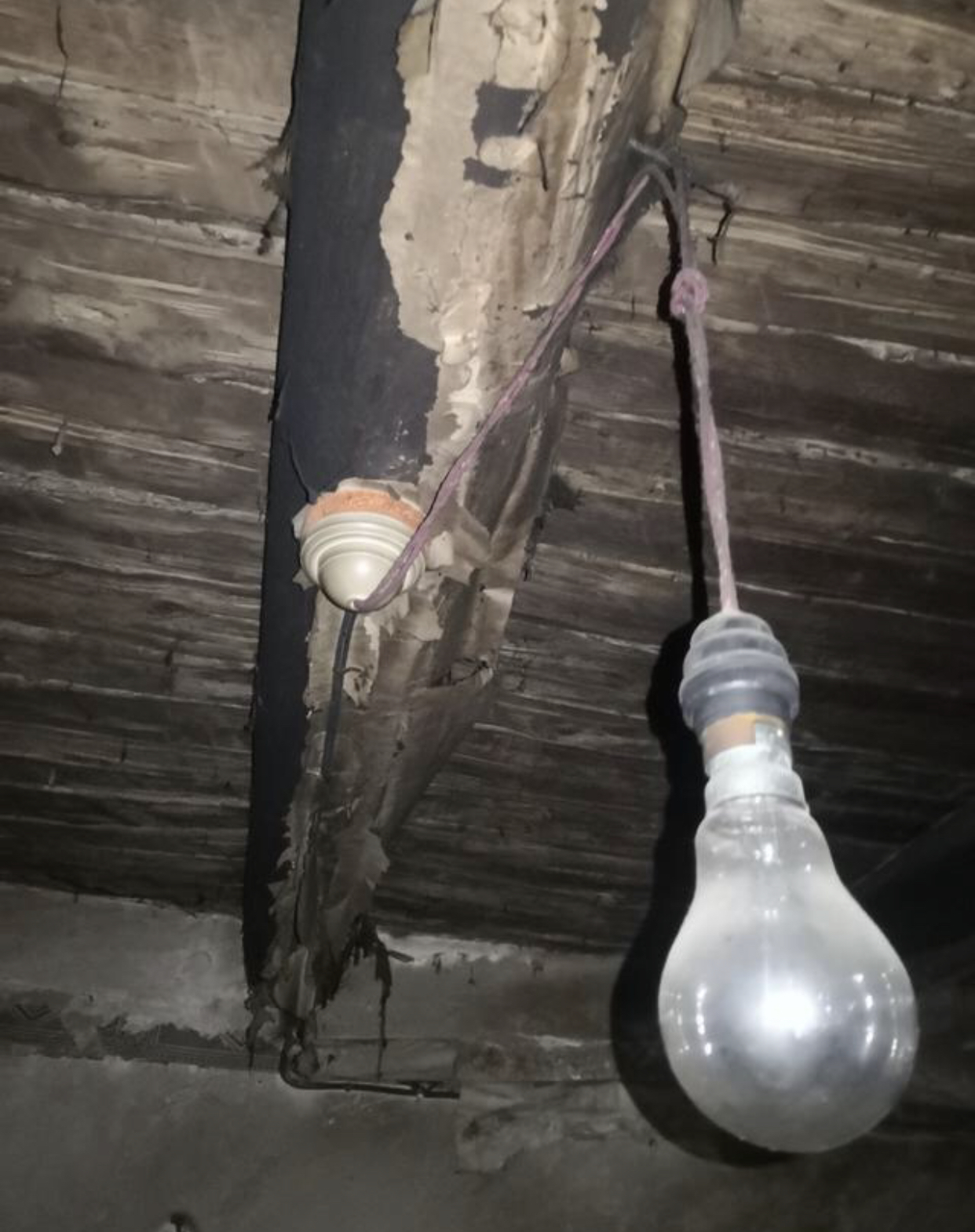 八九十年代红极一时的9件家居用品,后来都被什么取代了?