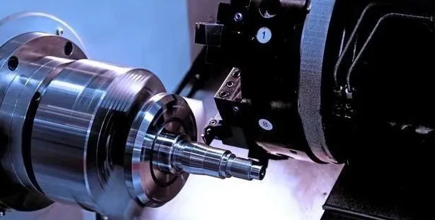 中国首台超精密加工数控系统震撼亮相,7年研制打破垄断,厉害了