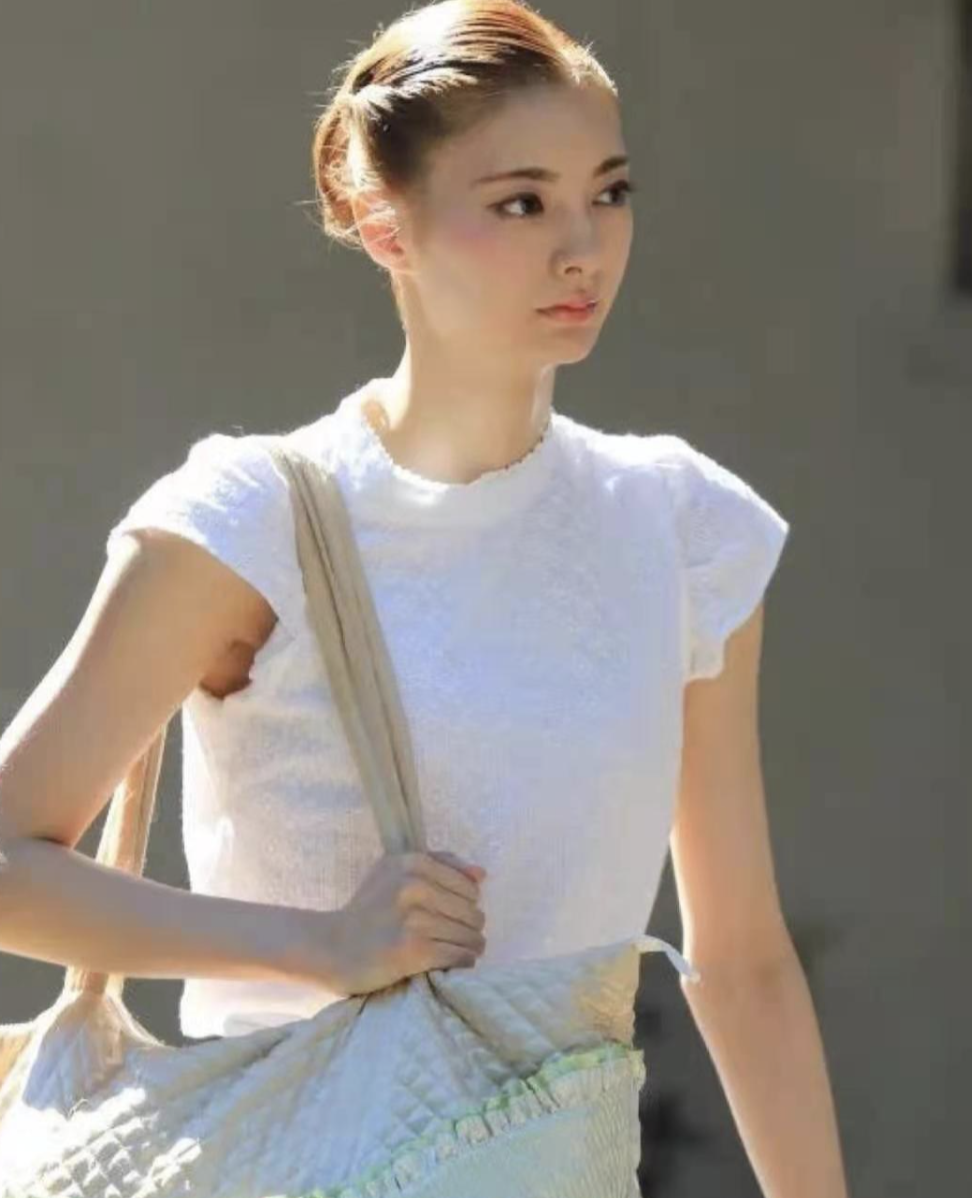 丰田第五代太子爷放弃家族联姻,转身娶了石油小公主?