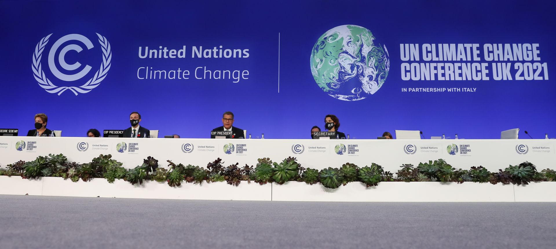 碳排放量成各国角逐战场,英国承诺落空成笑话,中国坚守大国责任