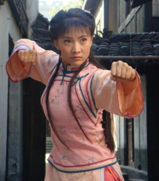 白静,就这样在在周成海和乔宇之间,改写了自己的结局