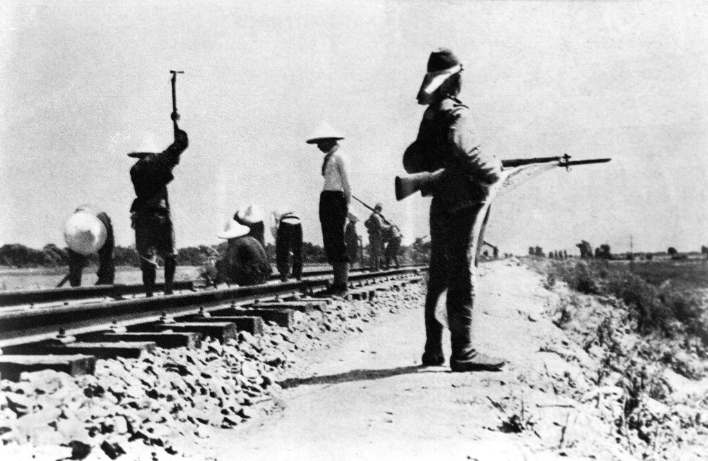 他是"伪满洲国夜皇帝",贩卖百万中国劳工牟利,用电影洗脑国人