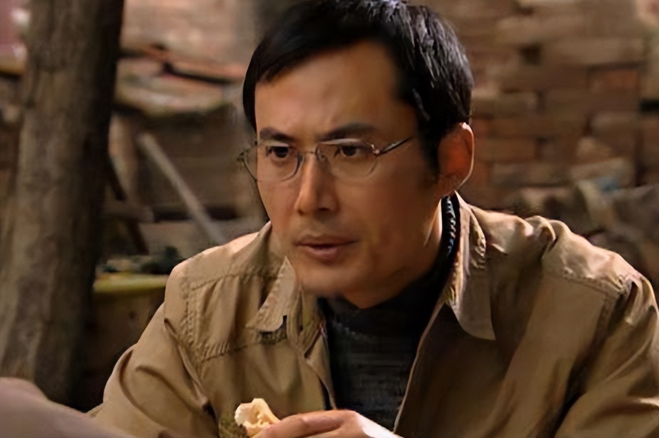 天道:"聪明人"叶晓明也难逃失败,穷人不改变这三点很难成功