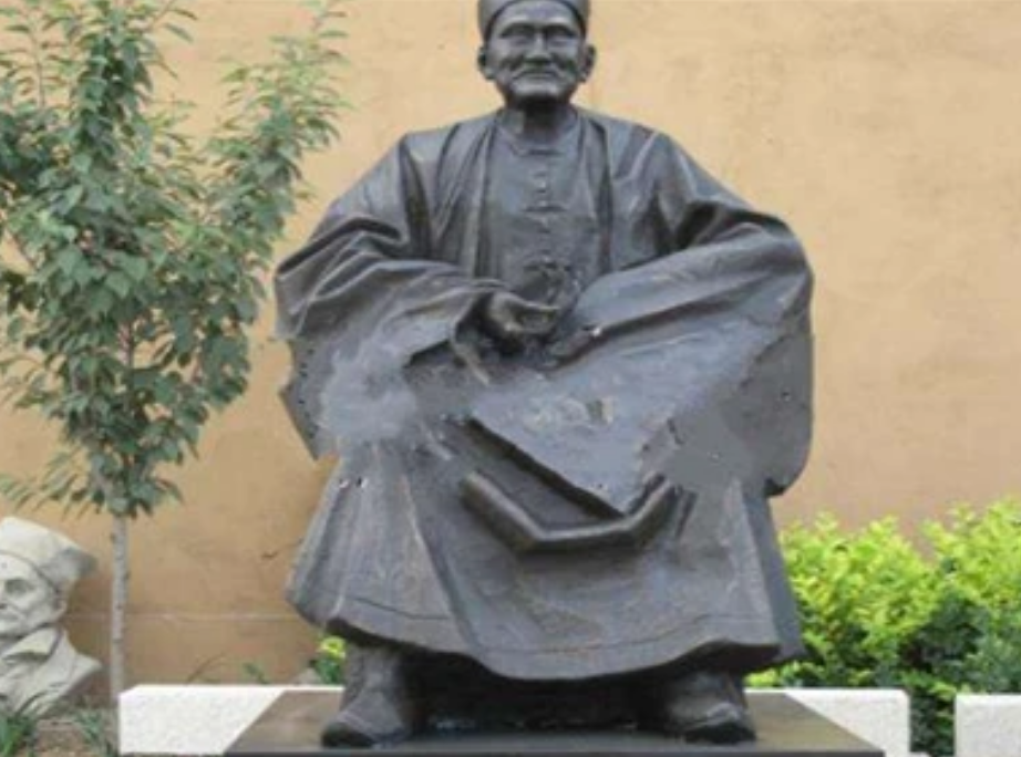 李庆远:活到256岁娶24位妻子,生育子女上百人,他是如何做到的