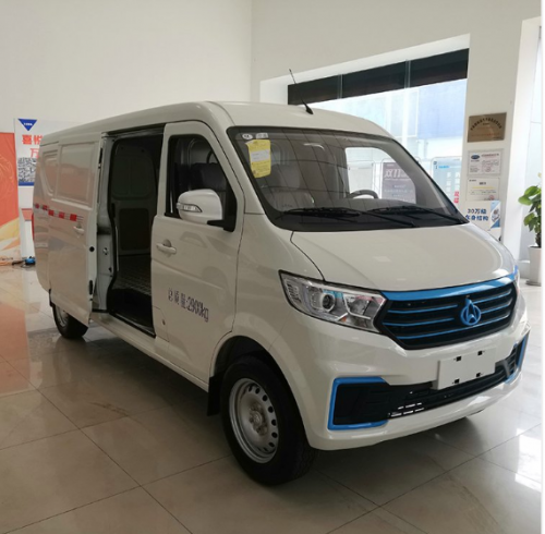 赋能绿色城配 高效创富加码 长安跨越星v7ev实力赢未来