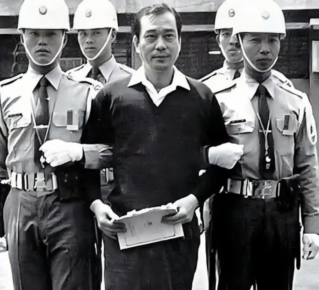 台湾最大黑帮"竹联帮"精神领袖陈启礼:望台湾回归,中华统一!