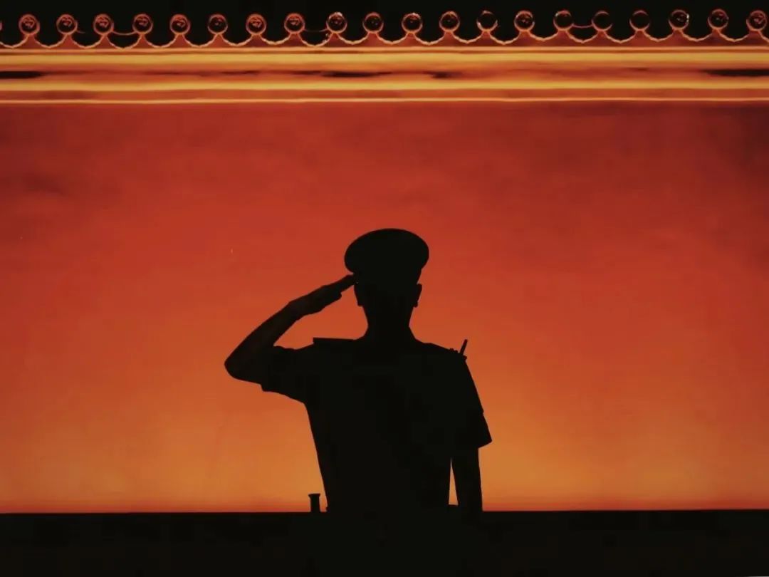 忠诚践行训词精神 赓续传承红墙意识