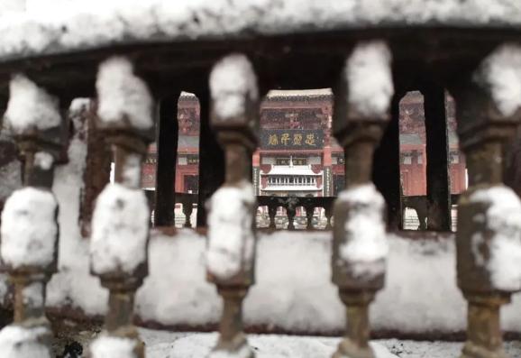 百折千回只为古城飞雪