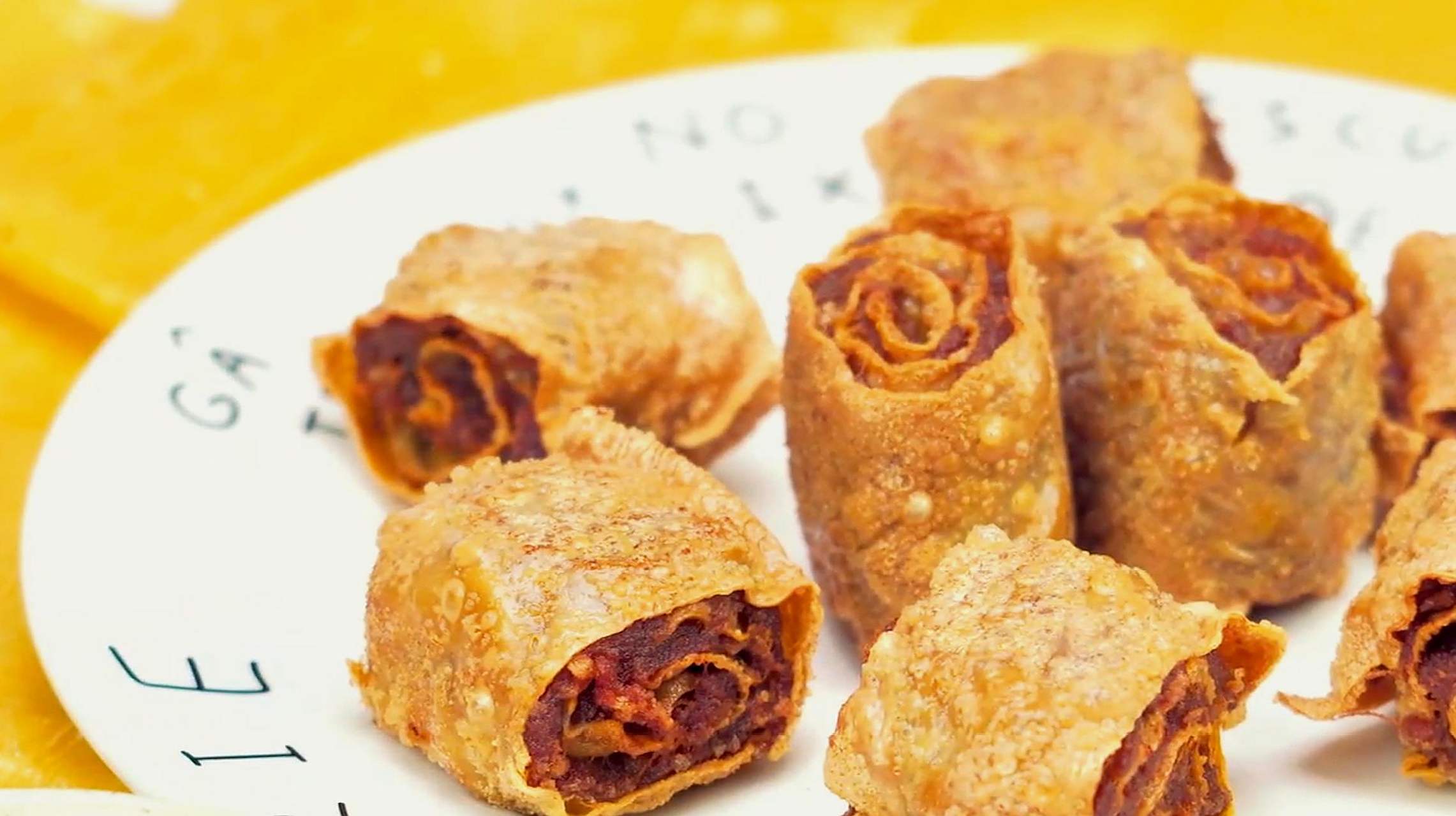 教你100道菜之温州本地美食篇:温州炸响铃 温州炸响铃是一道非常受