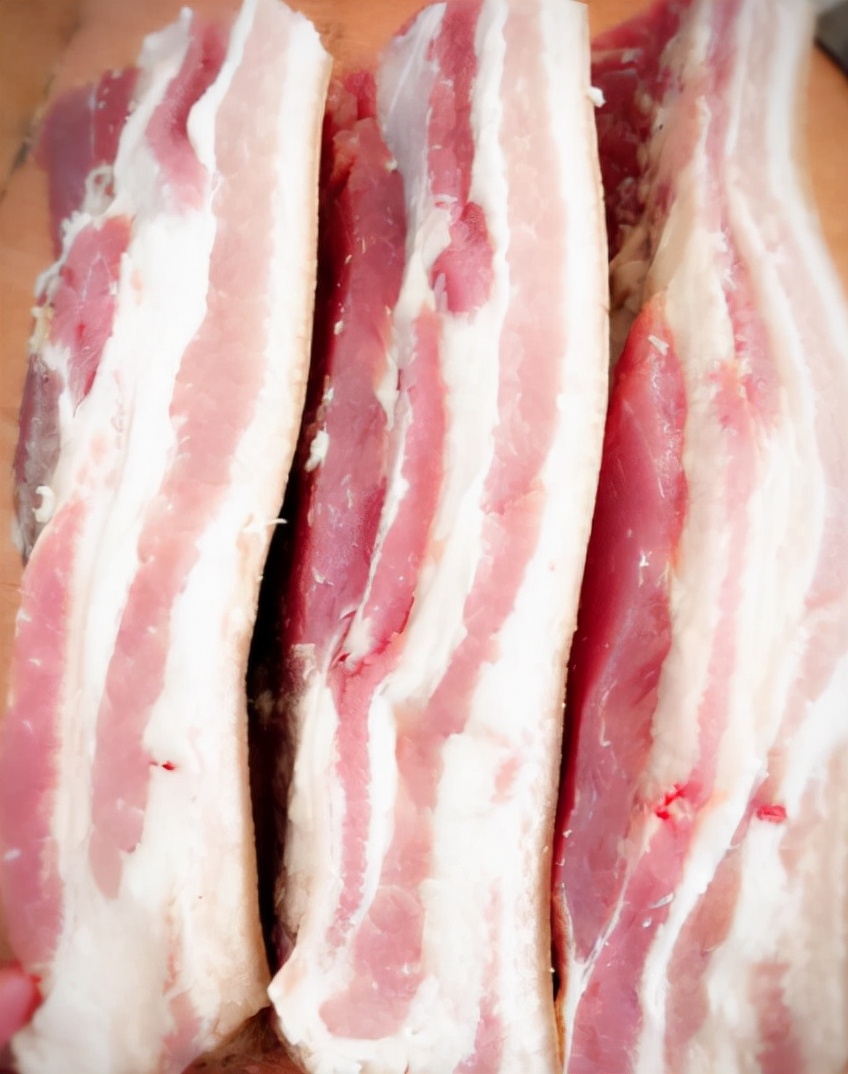 买五花肉时,选"上五花"还是"下五花"?以后不要乱买了