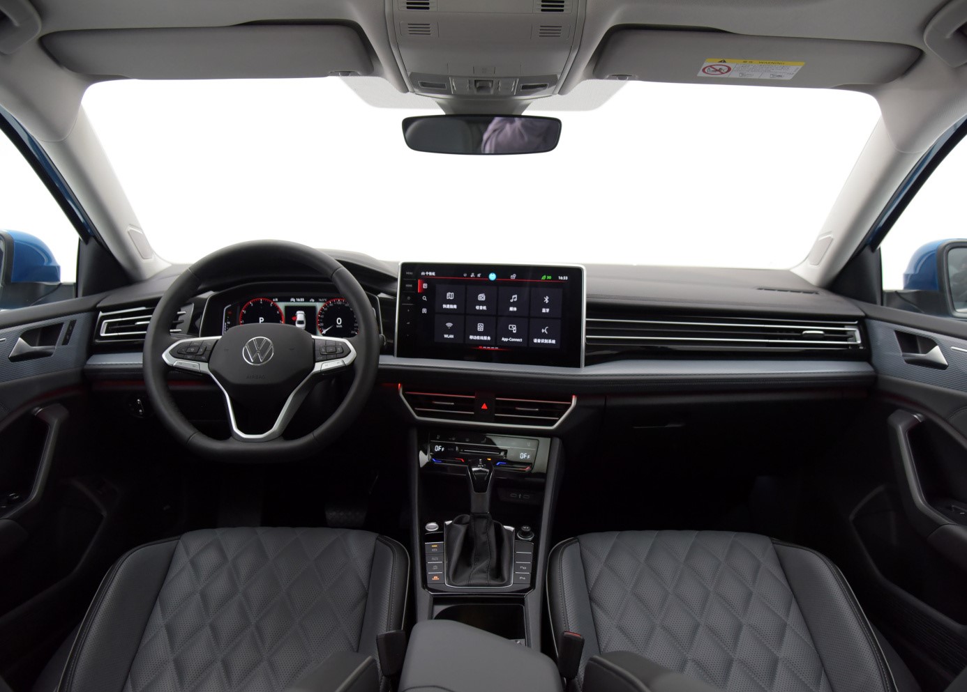 升级享受超值的优惠!大众速腾——外观,内饰和动力的全面升级!