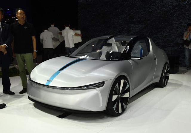 两座 敞篷,217匹马力可4.7s破百,买菜车也能"拉风"