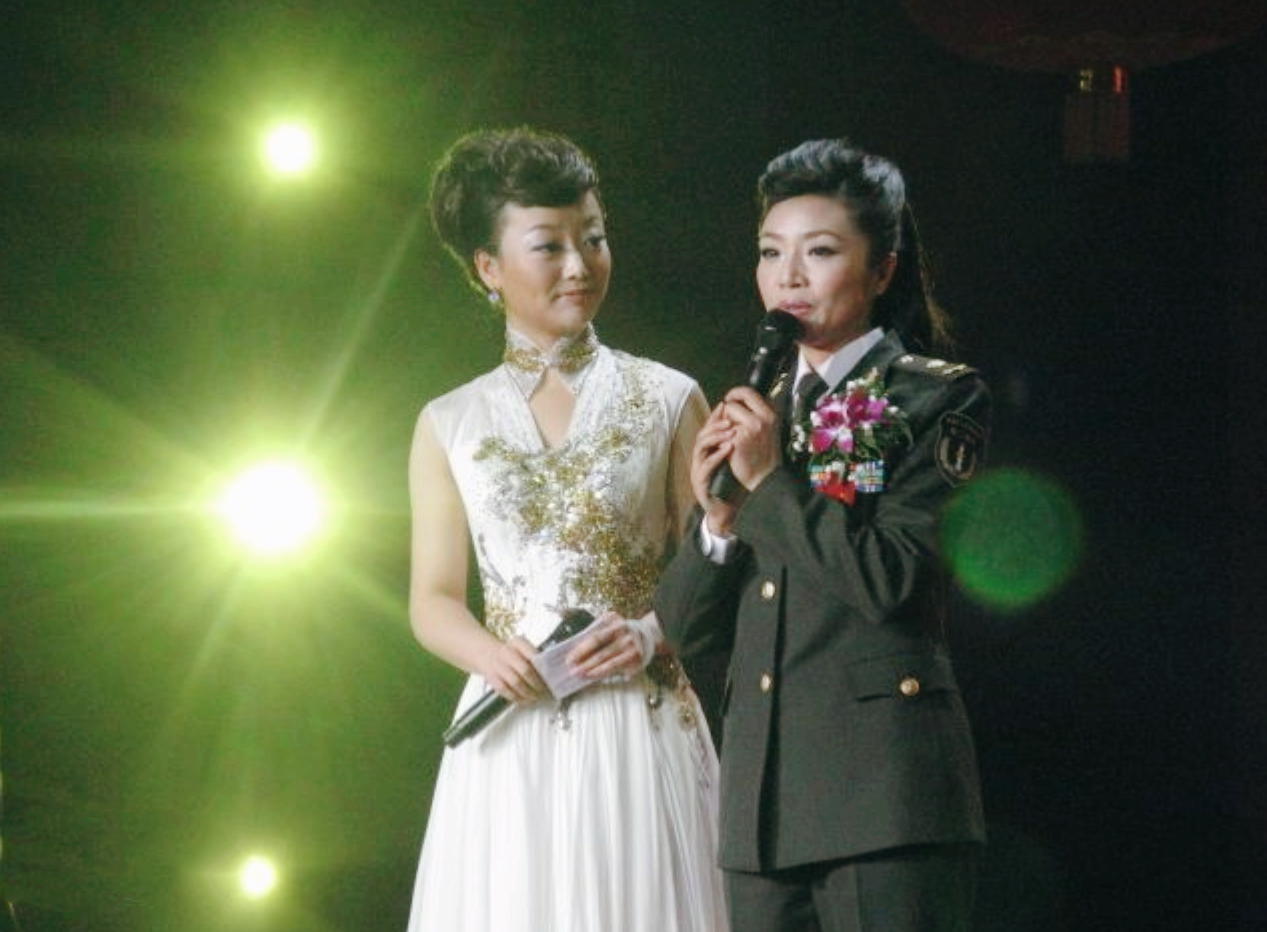 著名歌唱家李丹阳:56岁仍单身,将一辈子奉献给舞台事业