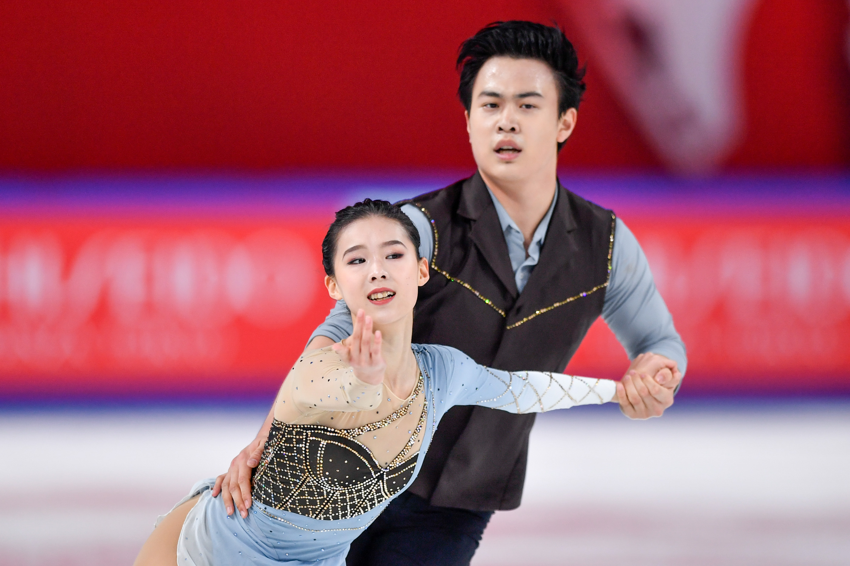 花样滑冰——中国杯:王瑀晨/黄一航获双人滑亚军