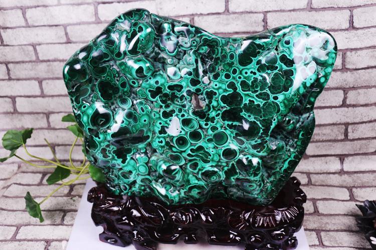 云南的珠宝老板,镇店之宝的孔雀石,鉴定能卖600万