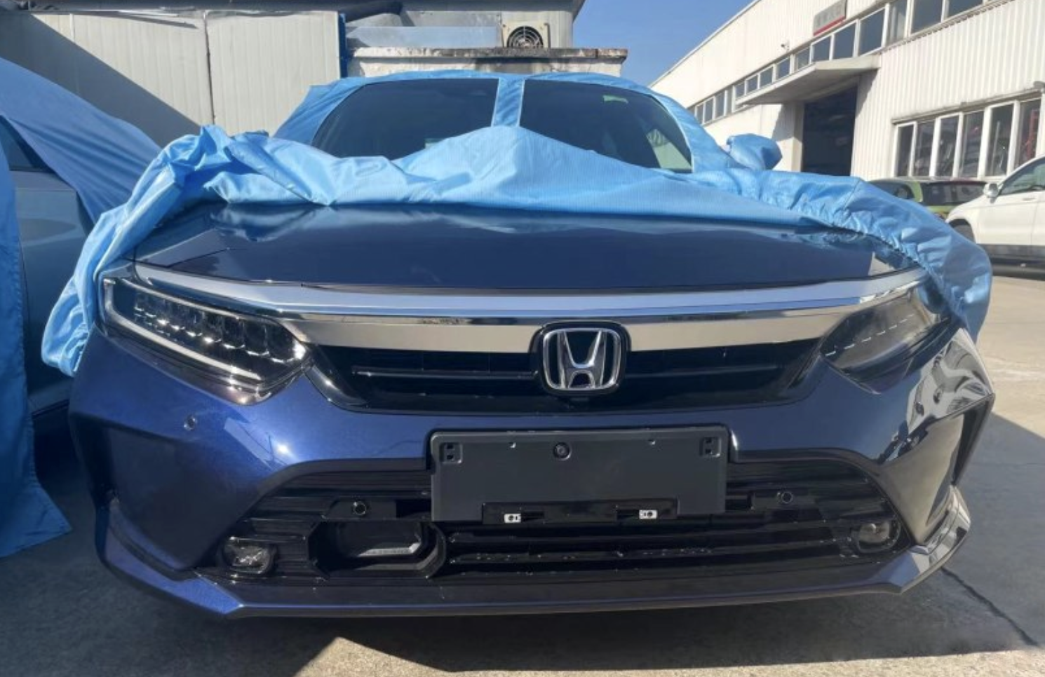 本田"雅阁王"实车亮相,外观更显年轻运动,轴距为2830毫米