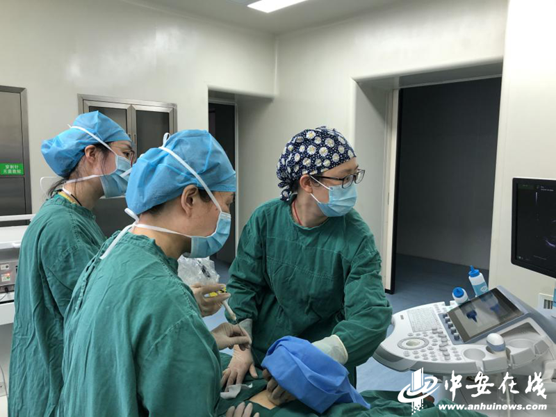 双胎之一发育异常 "射频消融"减胎术助孕妈妈保住健康胎儿