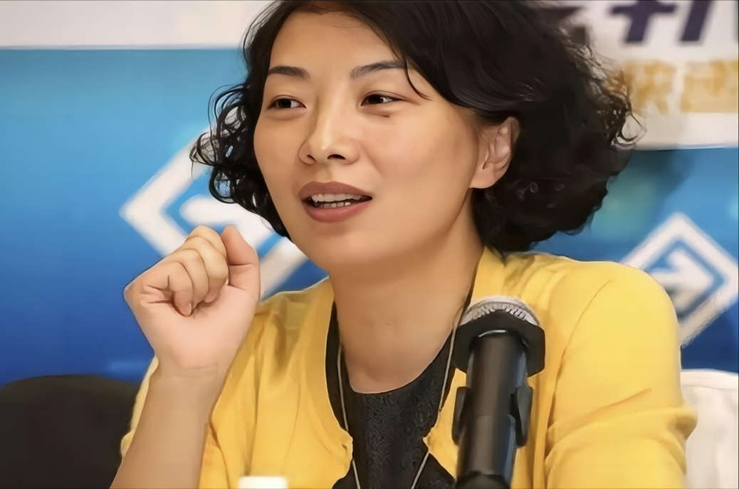 跟对人做对事:从月薪500元到身家上亿,阿里小妹童文红用了十年