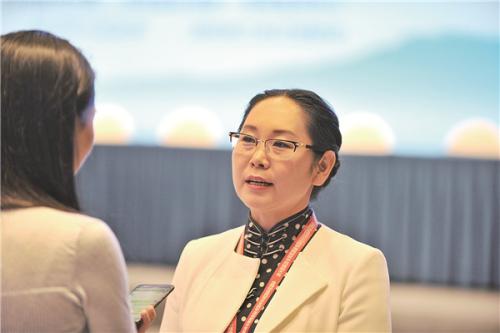 百亿天津女首富:卖豆腐起家,45岁丧夫,钢铁女王撑起一片天