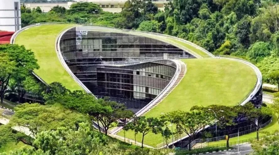 "超低能耗建筑"