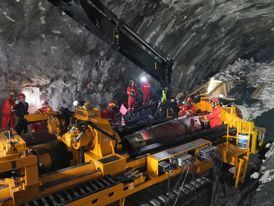 被困10人全部获救!"8·30"陕西凤县酒奠梁隧道坍塌事故救援工作结束